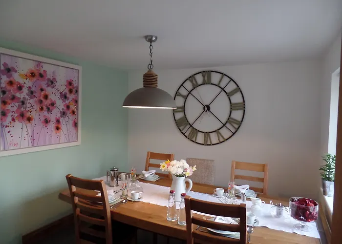 Lon Y Traeth Bed & Breakfast